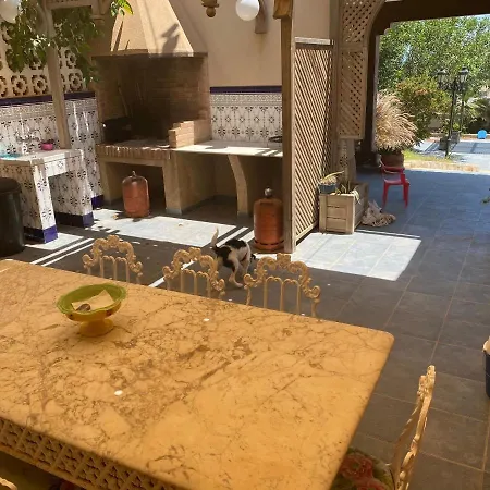 Holiday home 5 Con Piscina Y Jardin *