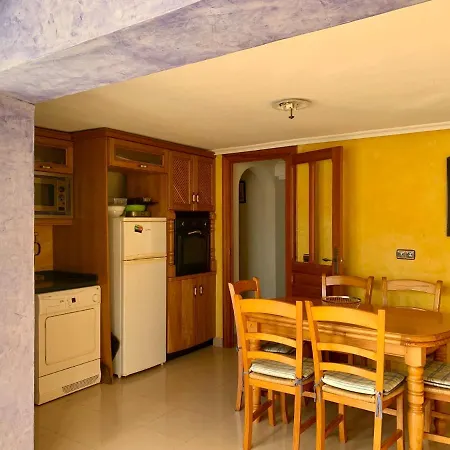 5 Con Piscina Y Jardin