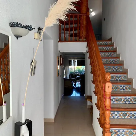 度假居 5 Con Piscina Y Jardin *